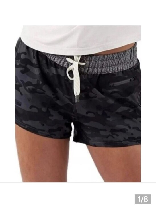 Vuori Pants - Vouri Clementine Camo Shorts